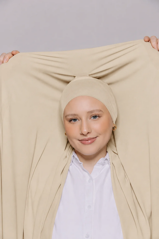 Built-in Magnet Hijab - Smooth Cream