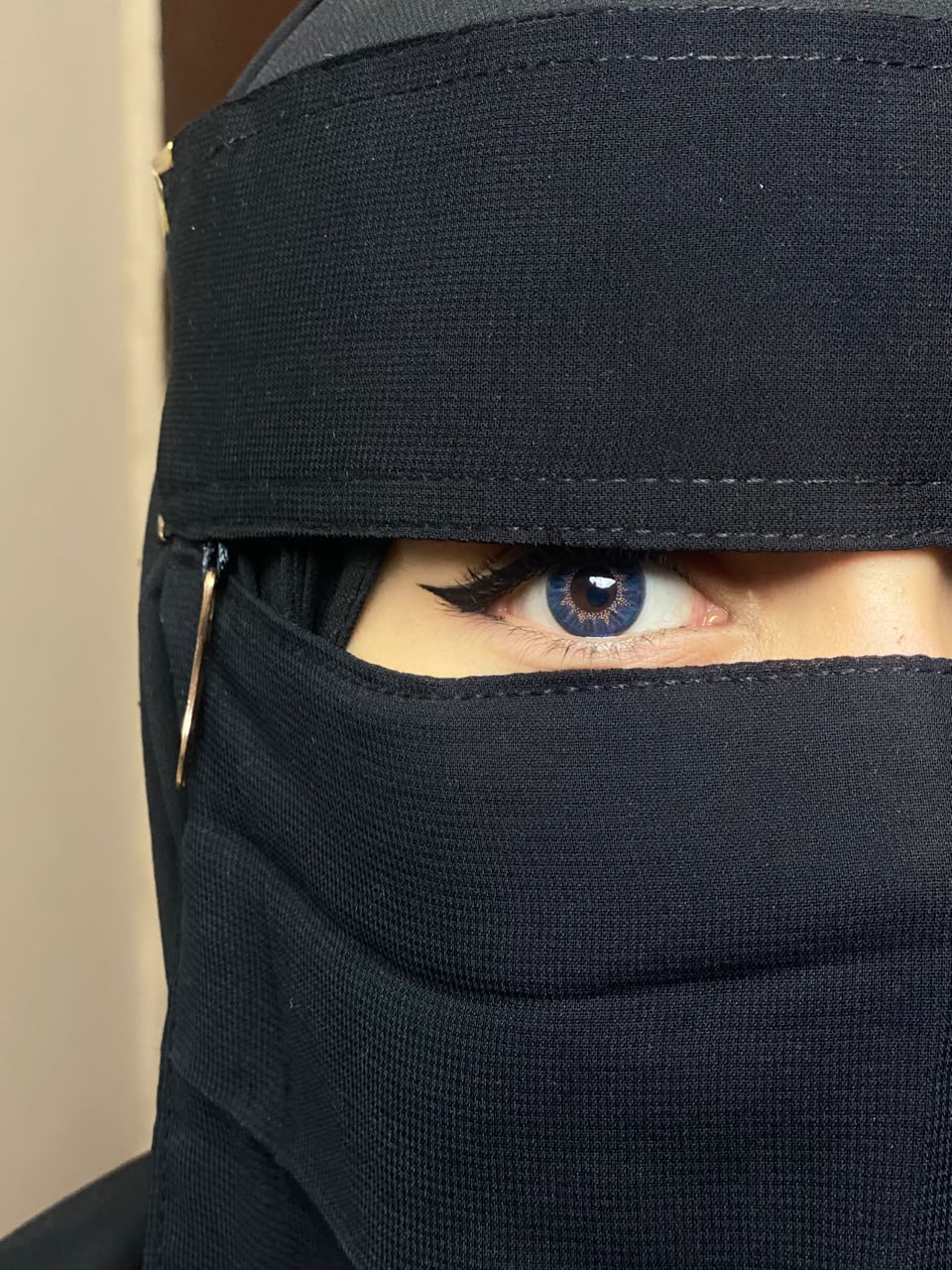 Saudi Niqab With 6 Sides Twinkle Clips