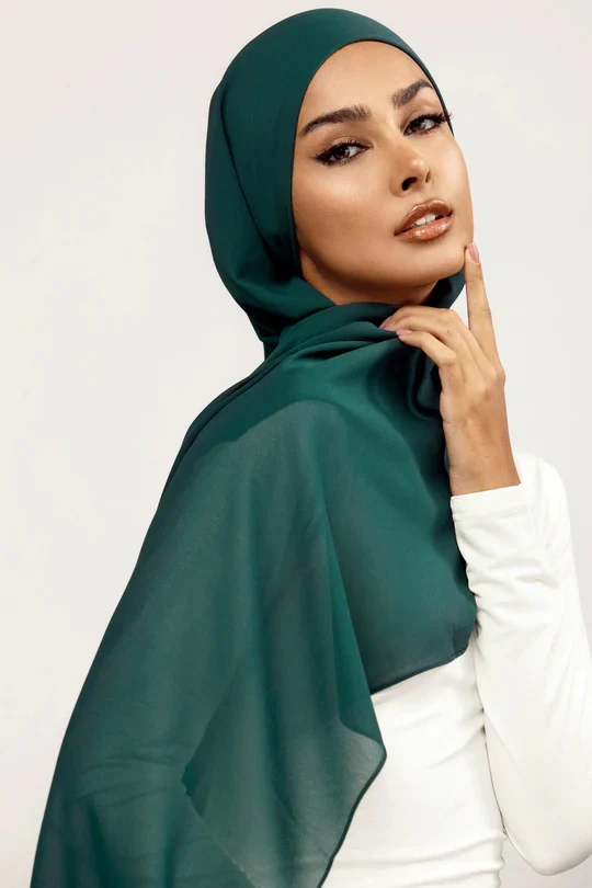 Plain Georgette Peacock