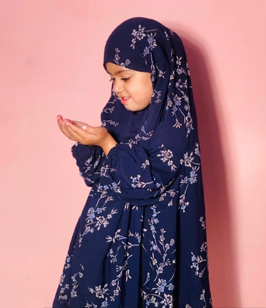 Kids Printed Namaz Chadar with sleeves( 4-7 Years)