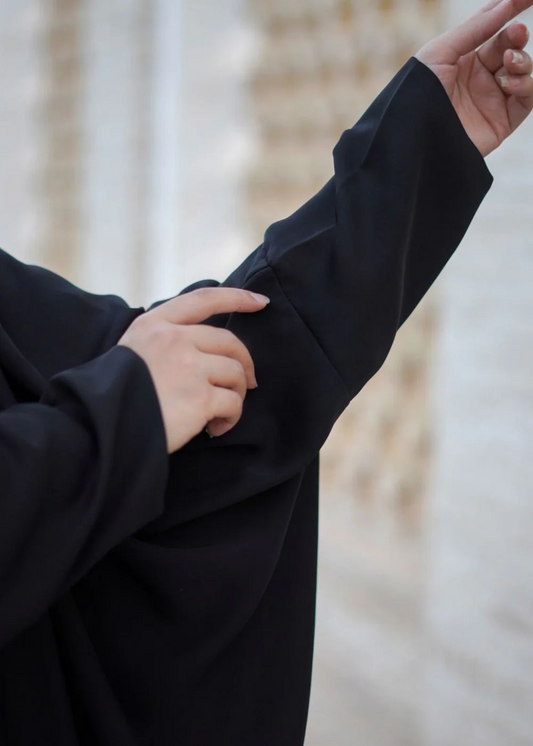Zipper Irani / Iraqi Chadar with Sleeves